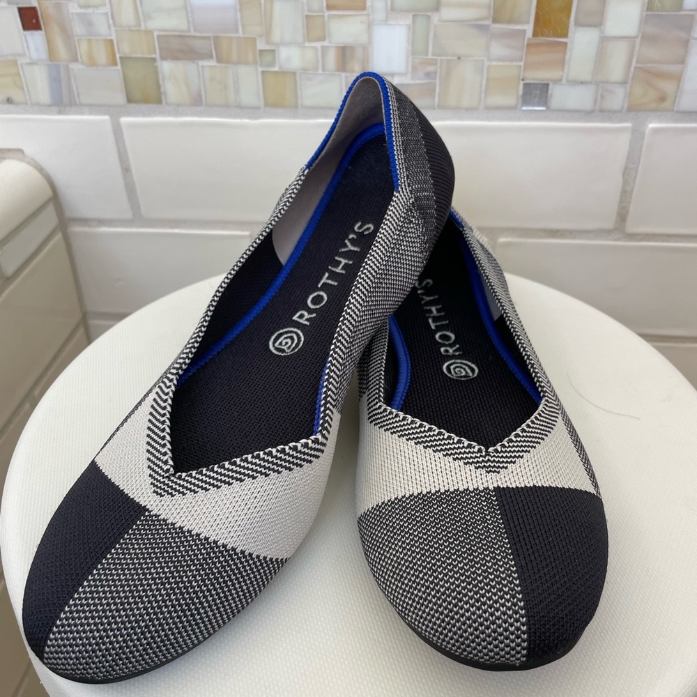 Rothy‘s round toe flat